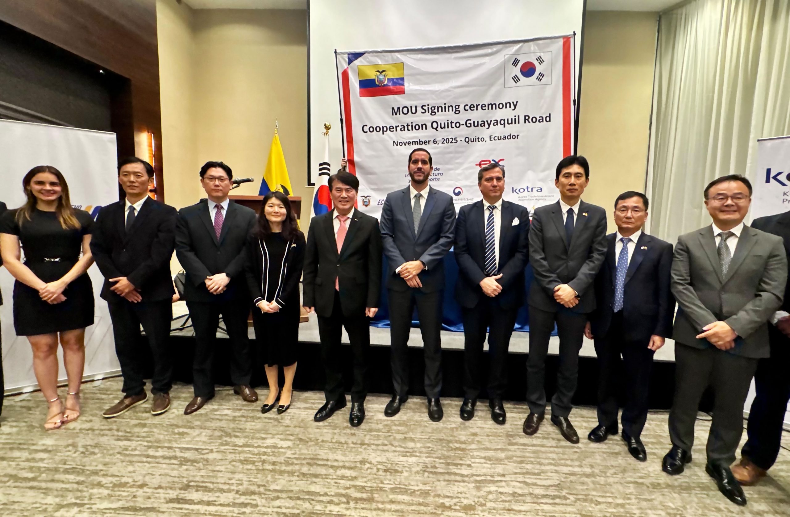 La Secretaría de Inversiones Público-Privadas con el apoyo de la Korea Expressway Corporation.